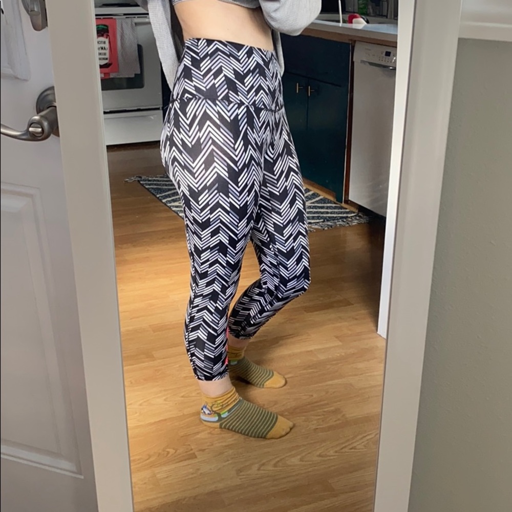 High Waisted Victoria’s Secret Pattern Yoga Pants